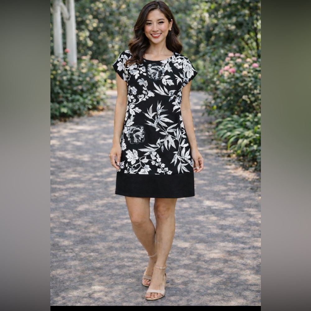 Joy fresh black/white floral pattern dress size XS